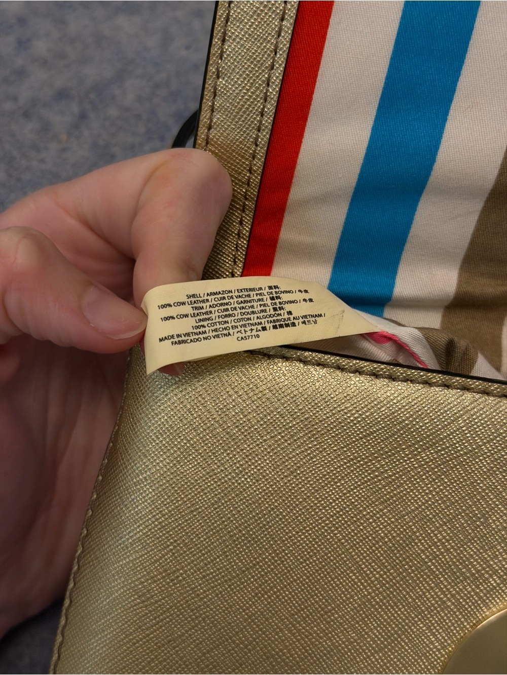 Kate Spade New York Mid-2010s Metallic Gold Saffiano Leather Turn Lock Crossbody - Picture 4 of 11